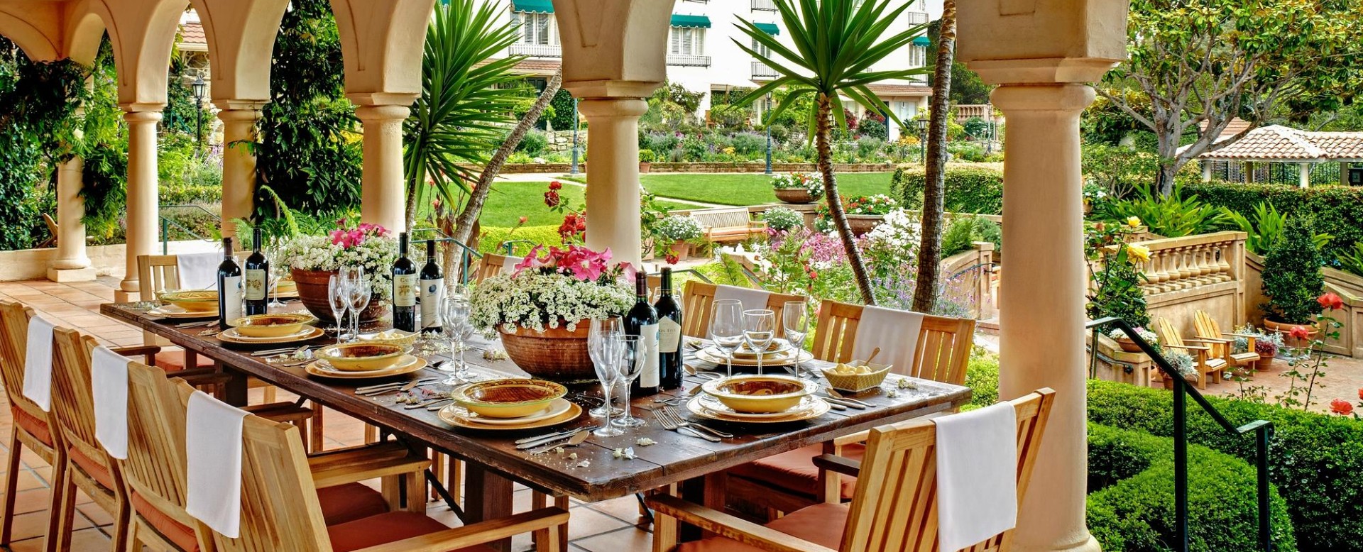 La Playa Carmel - dining on patio