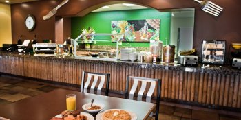 Free Hot Breakfast Buffet