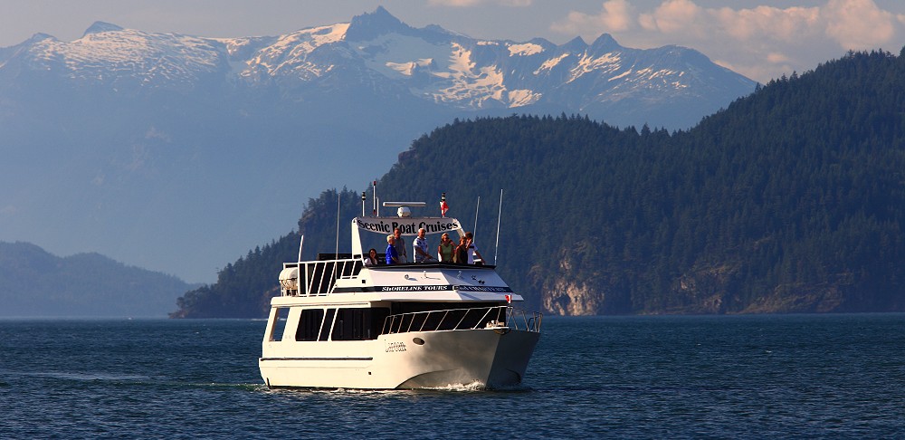 Cruise on Harrison Lake