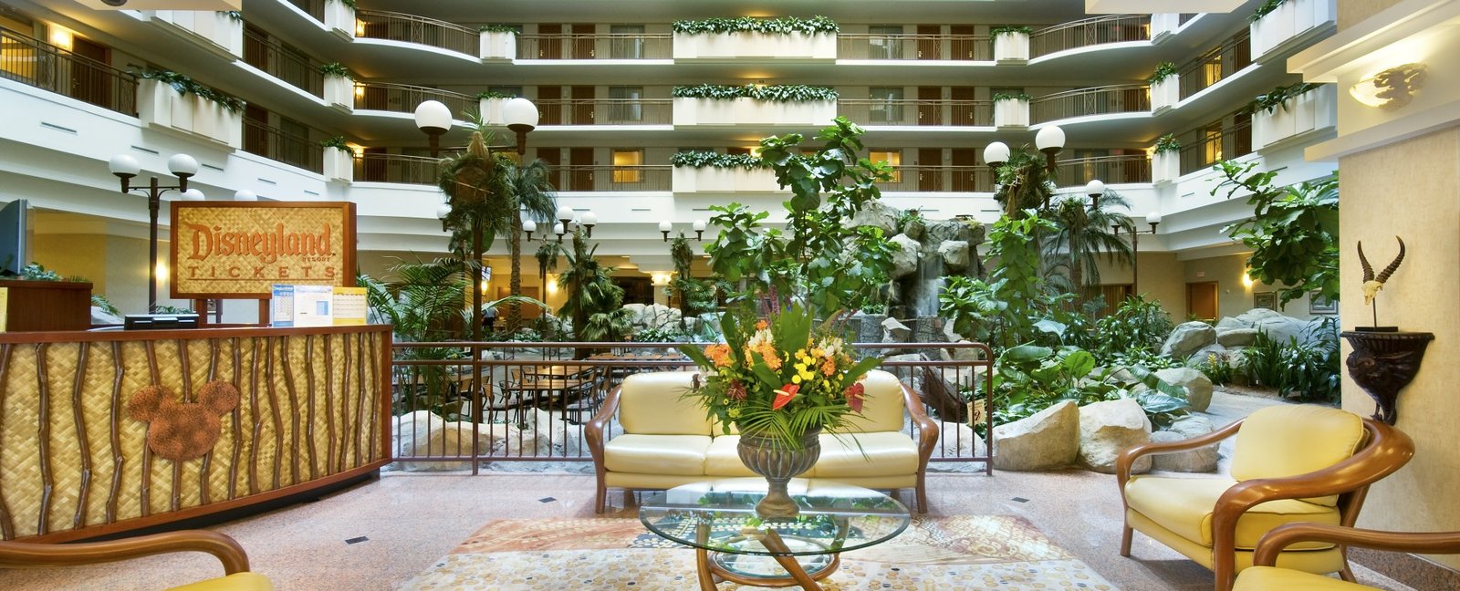 Embassy Suites Anaheim South-Lobby