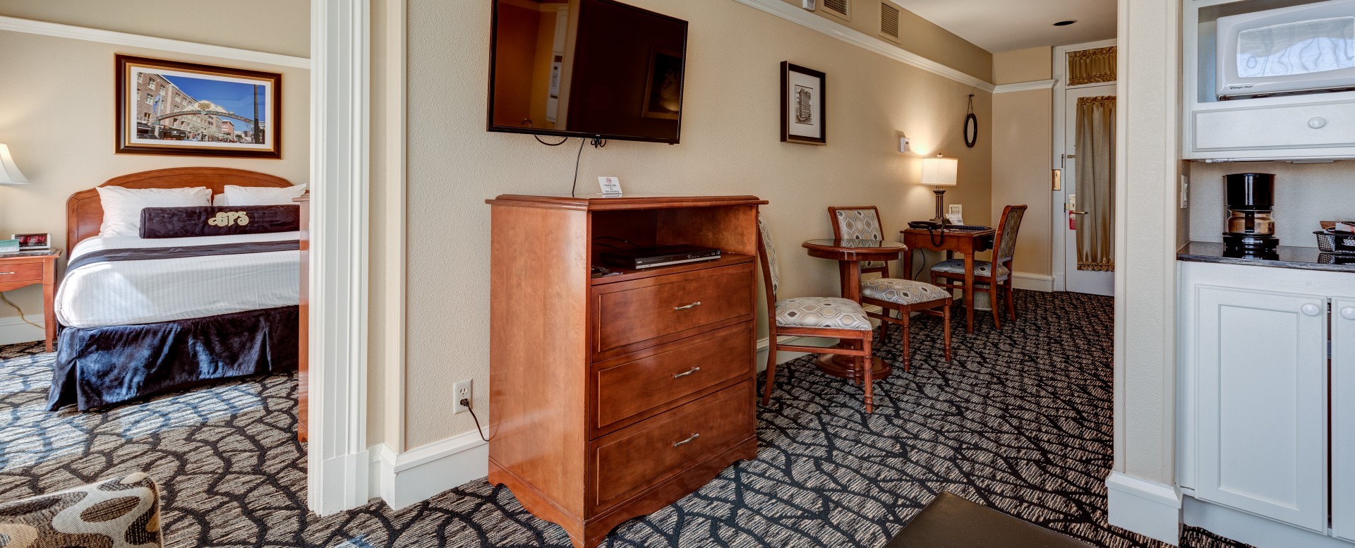 Gaslamp Plaza Suites San Diego - one bedroom suite