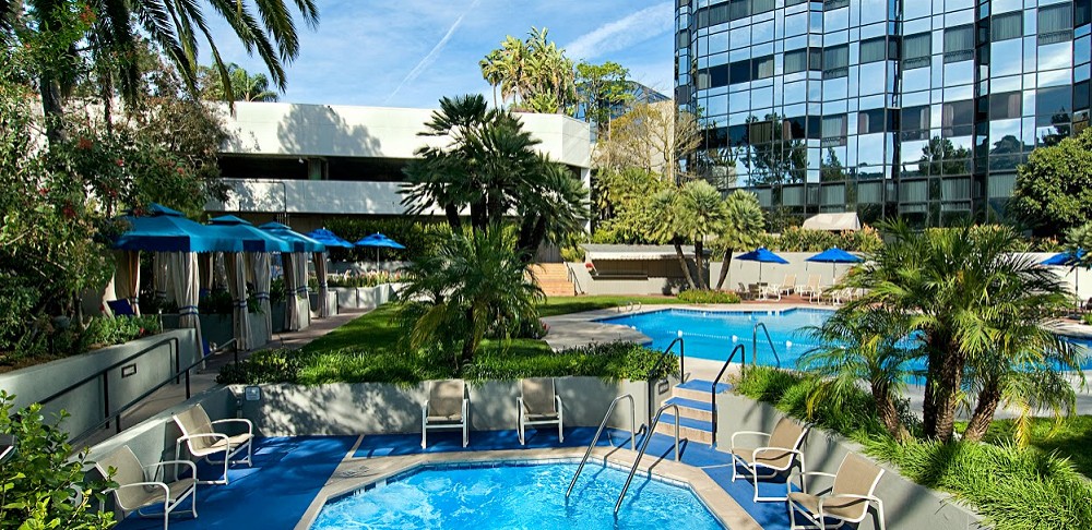 Hilton Los Angeles Universal City Pool