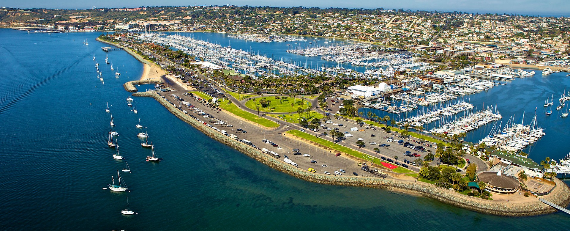 Humphrey's Half Moon Inn San Diego - aerial