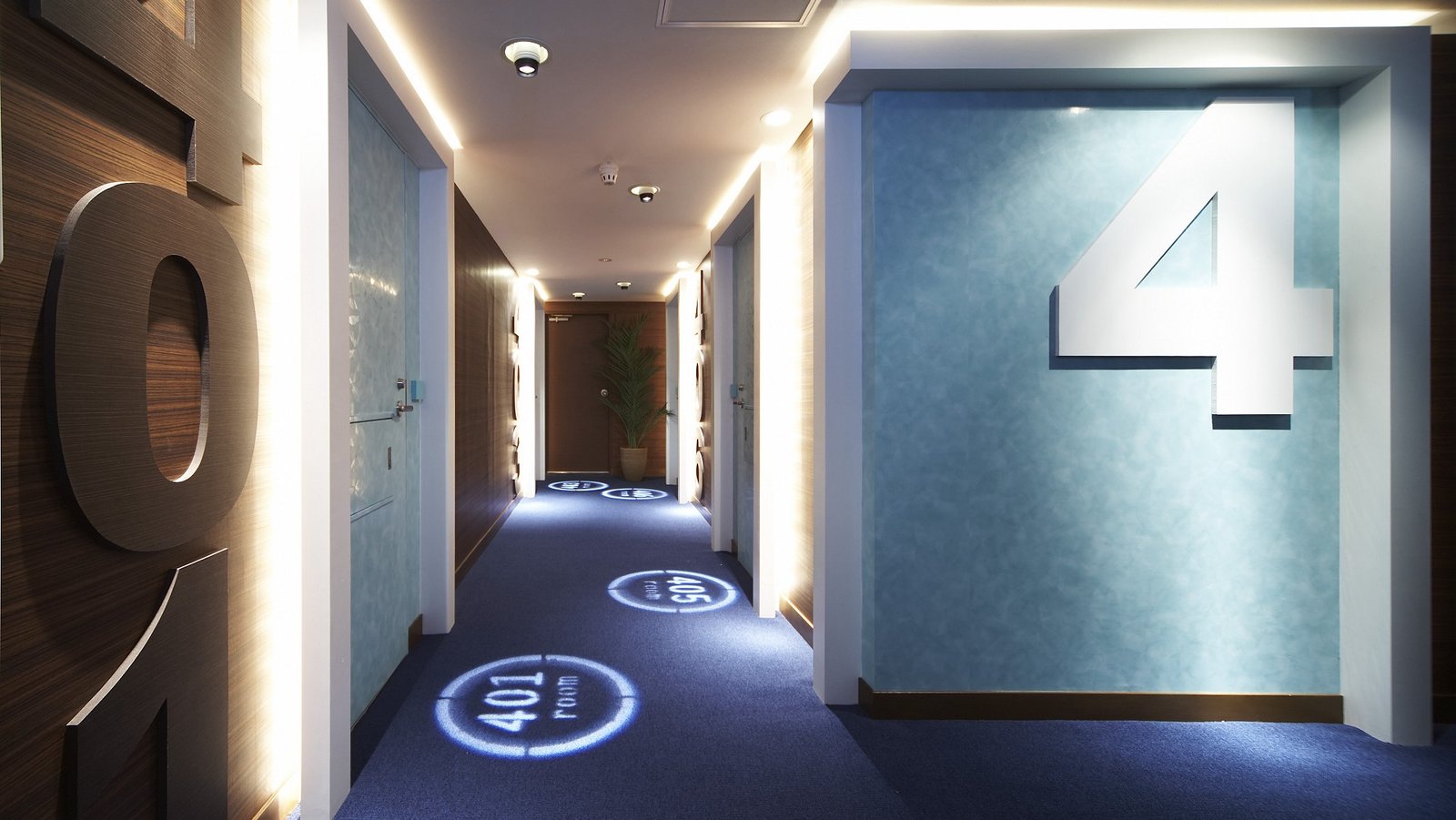 K Sea Hotel Shinmatsudo-hallway